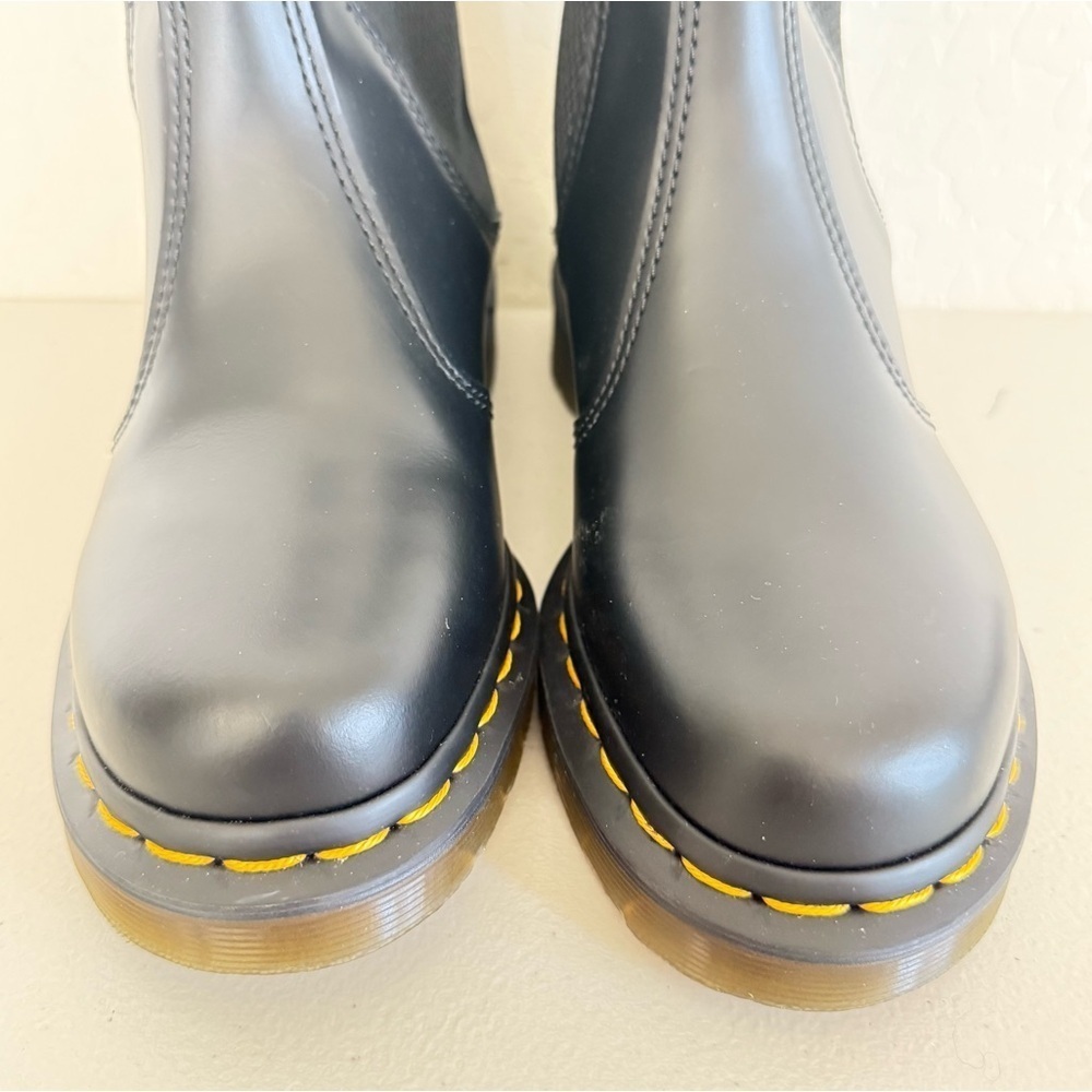 NEW DR MARTENS 2976 HI Black Smooth Leather Chelsea Boots EU36 L5 - Picture 7 of 10